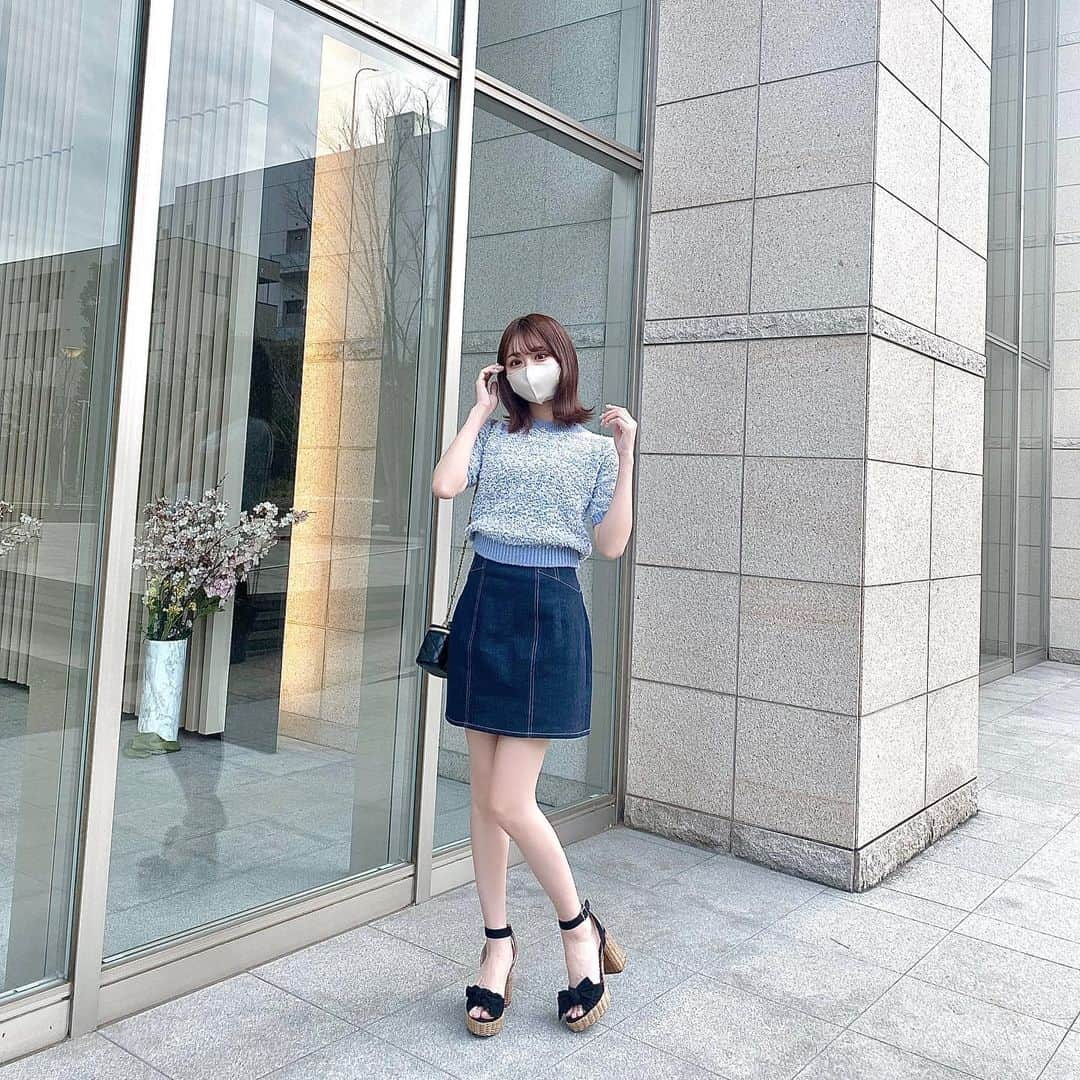 Ayanaさんのインスタグラム写真 - (AyanaInstagram)「spring outfit 🎵🫧 ⁡ プチプラお洋服でcode組んだよん👶🏻 春らしい色味を使ってみた〜〜！ ⁡ プチプラなのに可愛い、 FRUITY NOTE多めです🗒🫶🏻 ⁡ ❶ tops @fruitynote2021 skirt #SNIDEL sandal #miumiu ⁡ ❷ tops @fruitynote2021 pants #gu cap #SNIDEL ⁡ ❸ tops @fruitynote2021 skirt #GRL shoes #dholic bag #jilsander  ⁡ ❹ onepiece @fruitynote2021 bag #SNIDEL hat #CA4LA ⁡ ⁡ ⁡ 今回使ったブランドFRUITY NOTEは 韓国発の最新の新作トレンドアイテムが 毎週水曜日に更新されてるから要チェック👶🏻♡  4/5まで公式アカウントで20,000円分の買い物券の プレゼントキャンペーンもやっているみたいだから ぜひチェックしてみてね〜🎵 ⁡ #韓国コーデ #韓国直送 #韓国ファッション #フルーティーノート #fruitynote #패션 #코디 #패션스타그램 #데일리룩 #데일리룩코디 #옷스타그램」3月28日 20時59分 - naalunlun