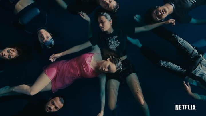 ベリンダのインスタグラム：「6 de Mayo 🦋」