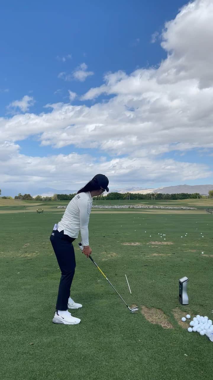 パク・ヒヨンのインスタグラム：「Iron drill practice today.  😁happy Monday afternoon」