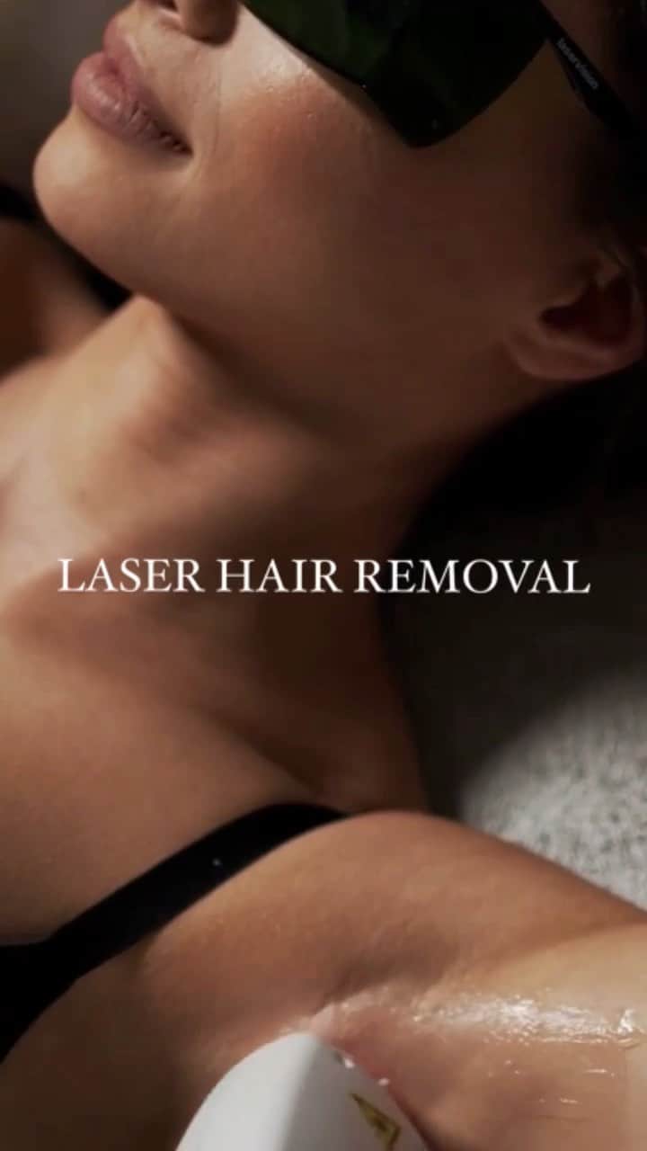 Gaby Espinoのインスタグラム：「#Repost @agavebeautybarmiami ・・・ A new service is NOW AVAILABLE🤎HAIR REMOVAL LASER✨ @agavebeautybarmiami   We are bringing the best technology to minimize and halt hair growth on the body.   The appointment site is ready! Who’s coming? 🙌🏻 You can book now with Paola for April 04   BOOK YOUR APPOINTMENT  www.agavebeautybarmiami.com 📞 +1 305-967-8513 @agavebeautybarmiami   Share the news with a friend.   -  Ya tenemos disponible 🤎 DEPILACIÓN LÁSER ✨ para tus citas. @agavebeautybarmiami   La mejor tecnología para minimizar y detener el crecimiento del vello en el cuerpo.  ¿Quién se apunta? 🙌🏻 Ya puedes hacer tu cita con Paola para el 4 de Abril.  HAZ TU CITA  www.agavebeautybarmiami.com 📞 +1 305-967-8513 @agavebeautybarmiami   Compártelo con un amig@.   #laserhairremoval #laserhair #depilacionlaser #depilaciondefinitiva #laserhairmiami」