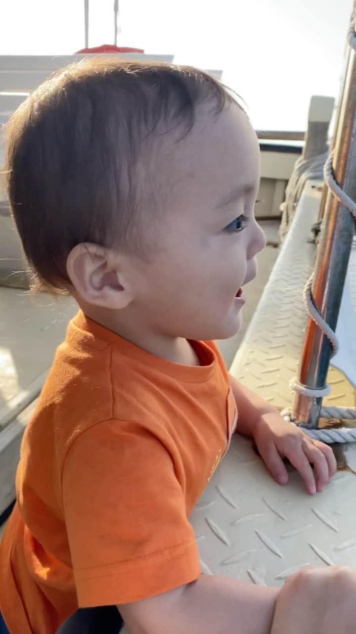 ERIKAのインスタグラム：「イルカの鳴き声の真似してる🥺」