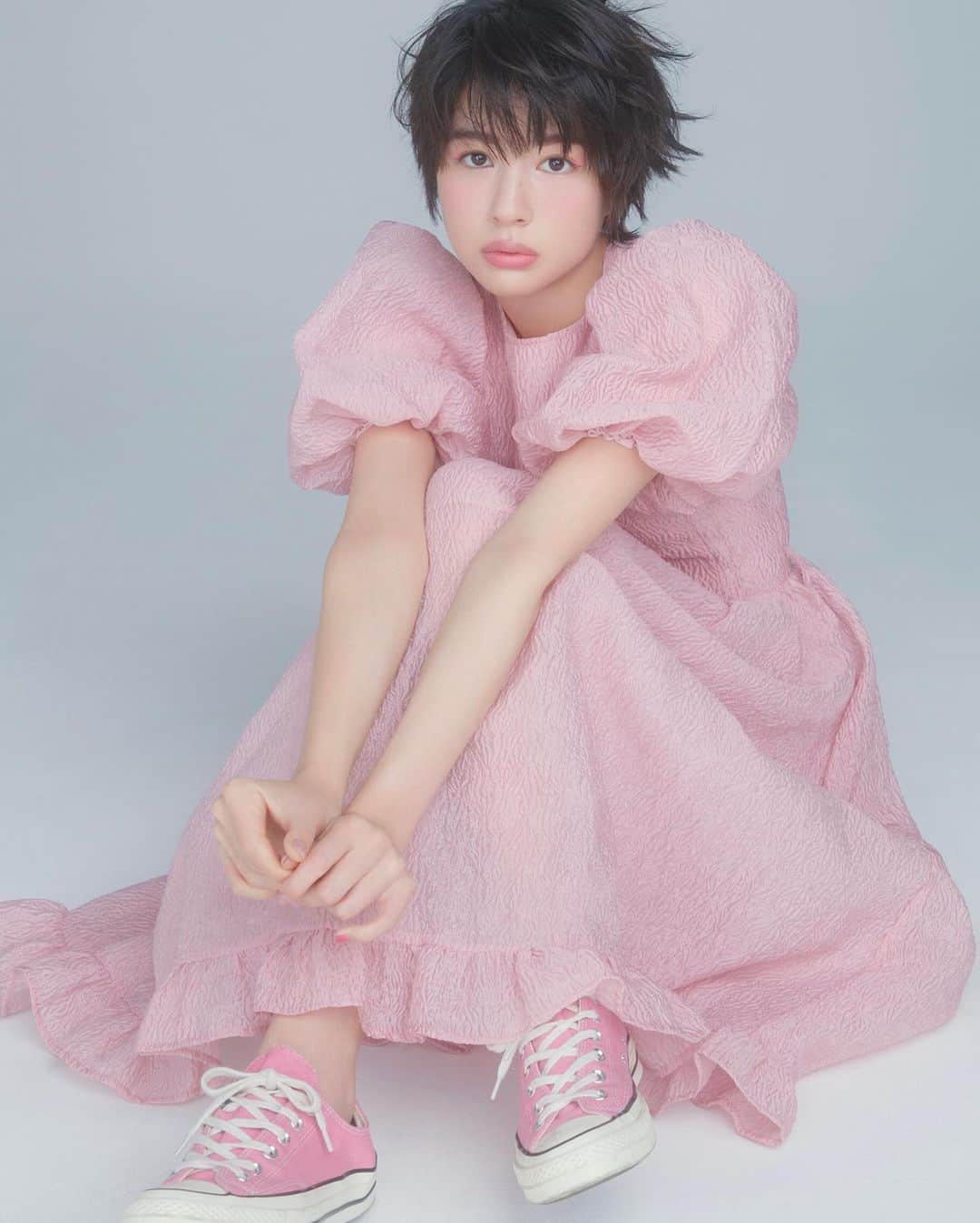 のインスタグラム：「@vocemagazine  @yui_sakuma_official  @akeminakano__official  @mana.snow   @yasuhisa_kikuchi   #佐久間由衣 #voce #菊地泰久 #yasuhisakikuchi #beauty #makeup #shooting #fashion #portrait #photography #photographer」