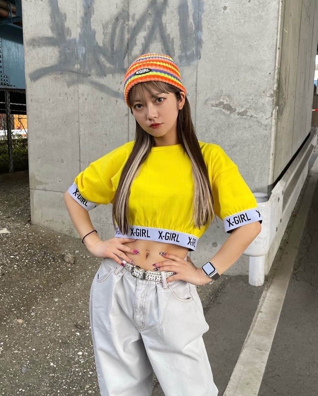 XGIRL_ootdのインスタグラム：「#xgirl_ootd @yk_mesuke25 156cm 　 X-girl TOKYO-BAY STAFF 　 ------------------------------------ ▪️LOGO CROPPED TOP ￥6,600(税込) ▪️WIDE TAPERED PANTS ￥13,200(税込) ▪️STRIPED KNIT CAP ￥3,850(税込) ------------------------------------ 　 #xgirl #xgirljp #xgirlus #エックスガール #ストリートコーデ #ストリートファッション #スタッフスナップ #ootd #ootdfashion #outfitoftheday #春コーデ #ワイドパンツ #ビーニー #カラーコーデ」
