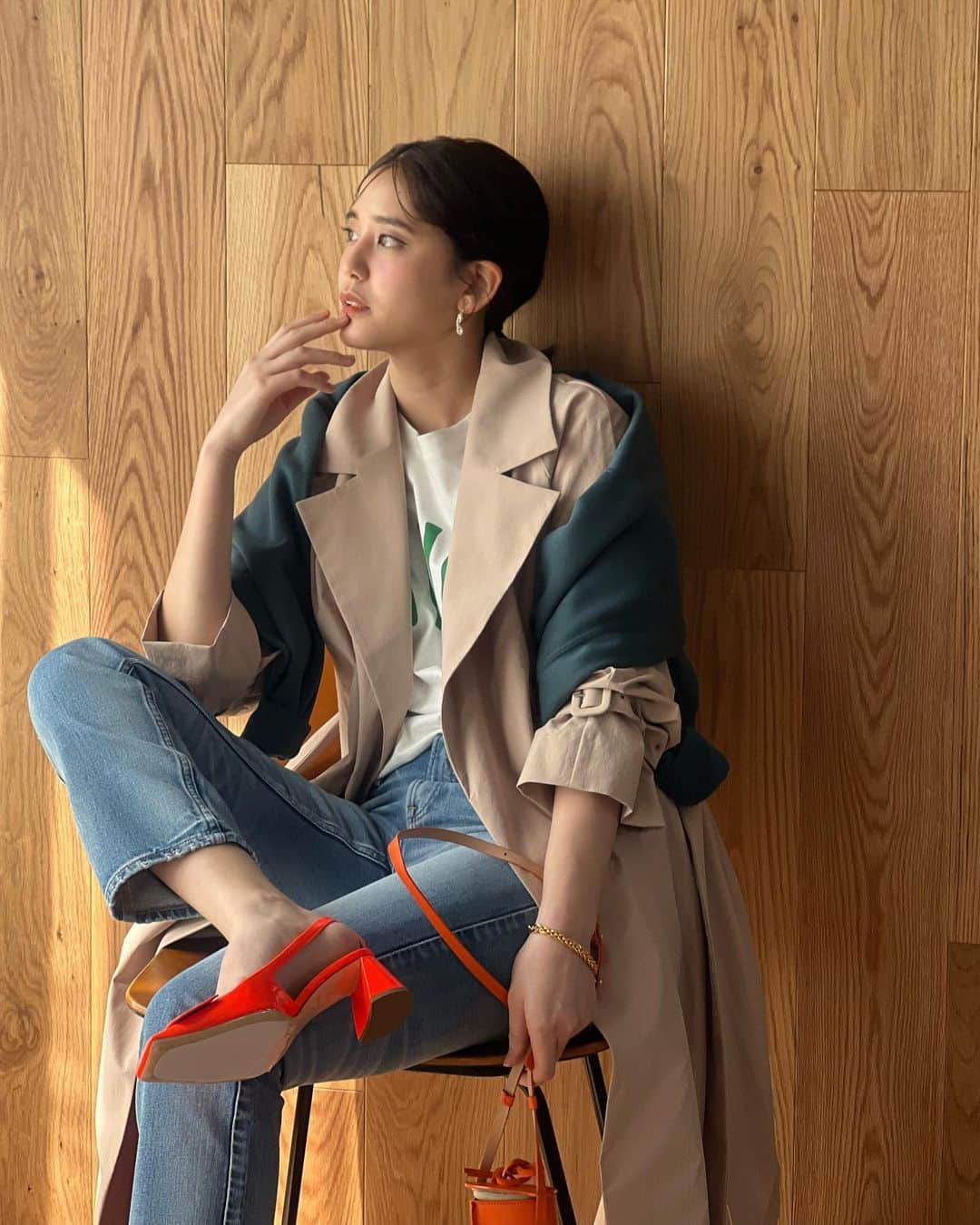 山崎紘菜のインスタグラム：「❤️❤️❤️ @classy_mag_insta」
