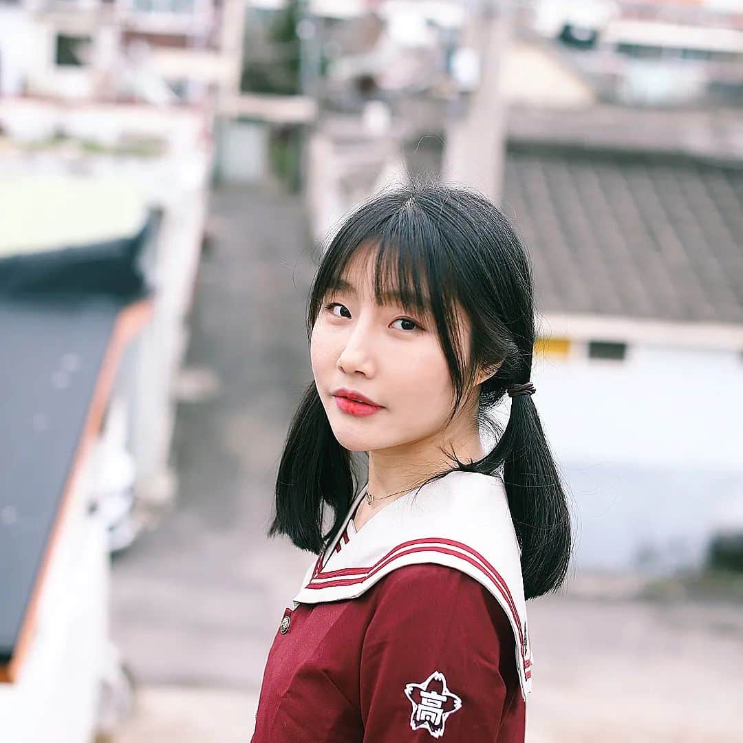 のインスタグラム：「쓸쓸하던 그 골목을 당신은 기억하십니까  지금도 난 기억합니다」