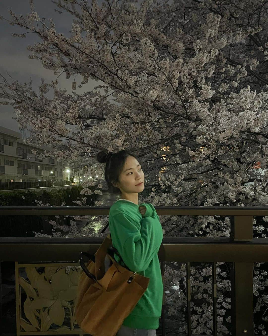 Janeぜうんさんのインスタグラム写真 - (JaneぜうんInstagram)「オフデー&お花見🌸  Thank you @17kg_official 💖  #17kg#gifted #tokyolife」3月29日 15時31分 - jeeunso4you