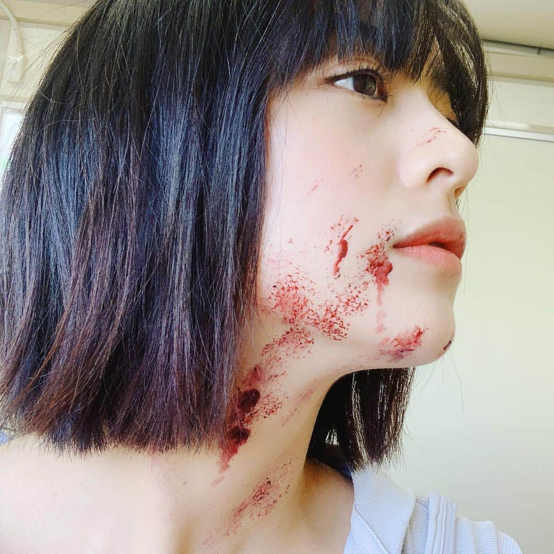 山本美月さんのインスタグラム写真 - (山本美月Instagram)「☽･:*  ★ドラマ オフショットです！  何が起きたのか……  真相は、 Amazon Original ドラマ、 #星から来たあなた  にて」3月29日 18時23分 - mizuki_yamamoto_official