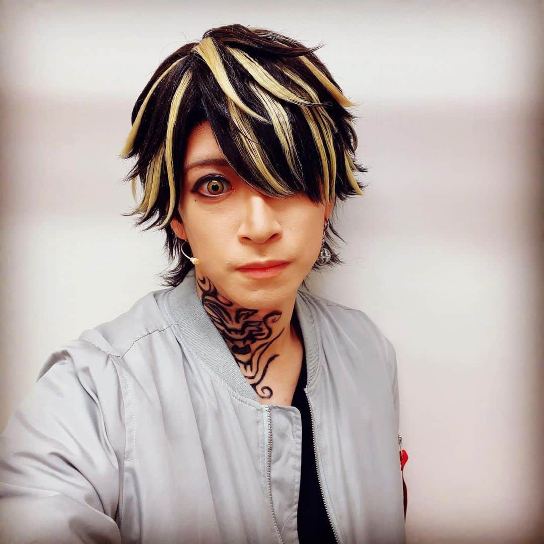 赤澤燈のインスタグラム：「🐯  #舞台 #東京リベンジャーズ  #リベステ #羽宮一虎」