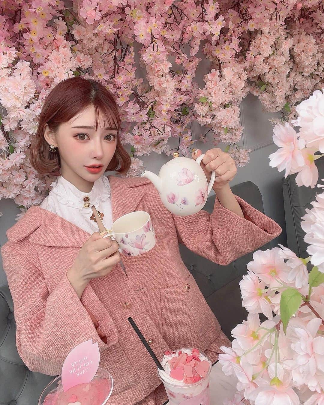 明日花キララのインスタグラム：「桜のあふぬん🌸」