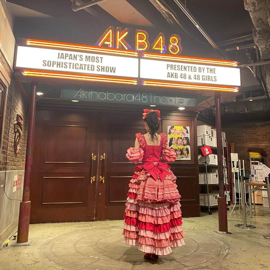 西川怜のインスタグラム：「AKB劇場が大好きです。」