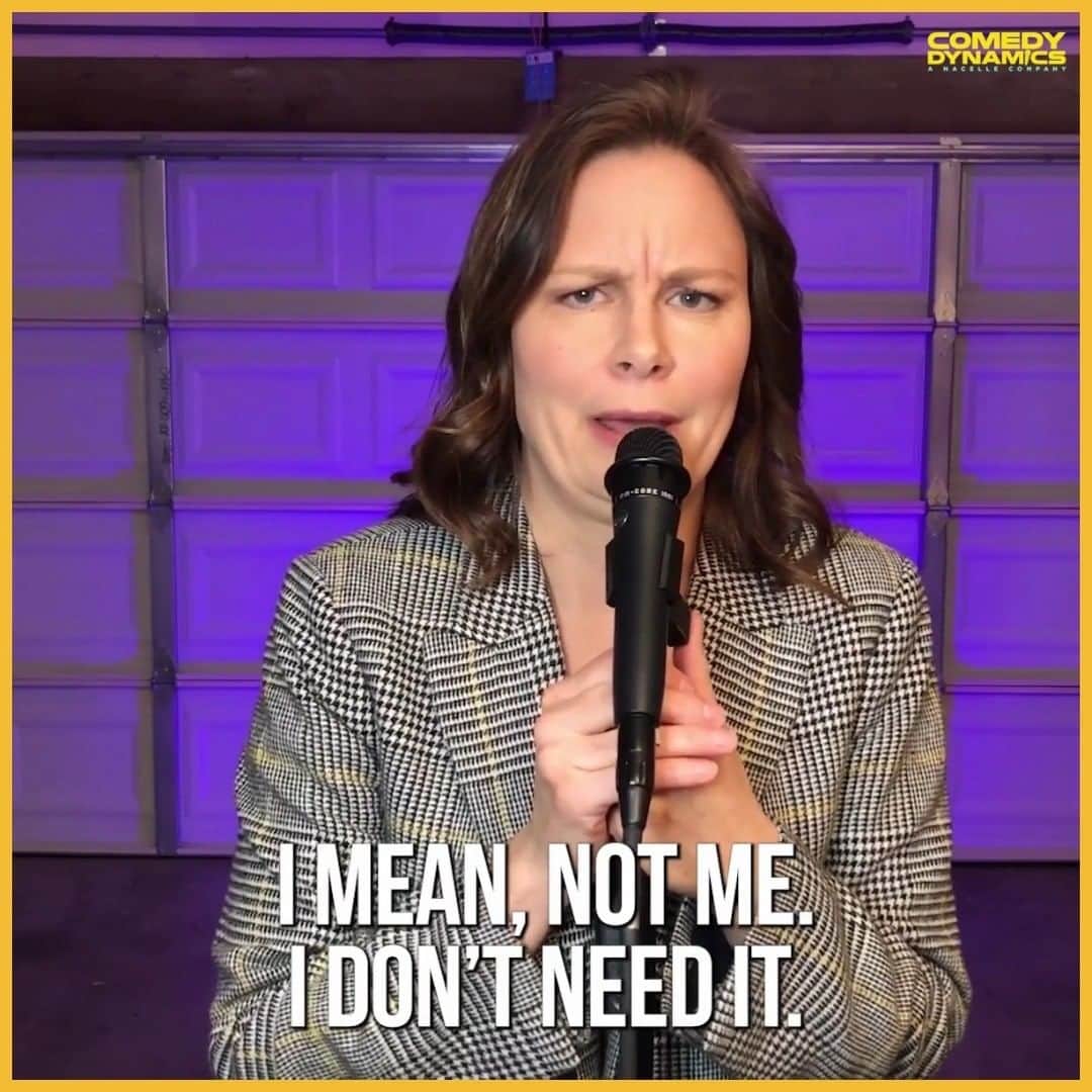 メアリー・リン・ライスカブのインスタグラム：「My special Mary Lynn Rajskub: Live from the Pandemic is available to watch on Amazon Prime or stream on iTunes, Apple Music, and Spotify.   LINK IN BIO.  Visit marylynnmarylynn.com to see me live. 🤩」