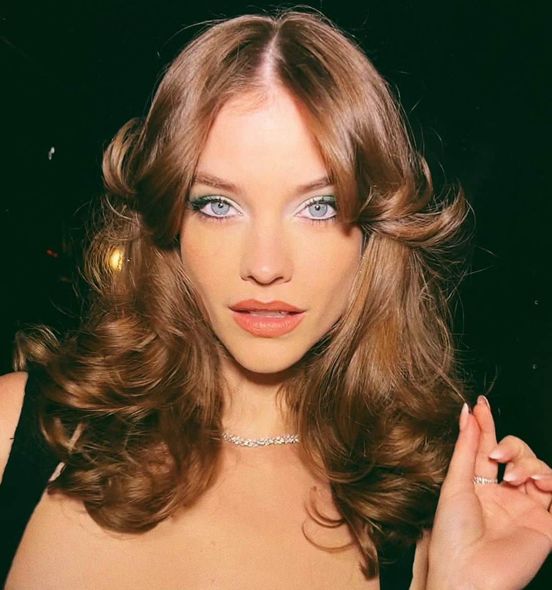 バルバラ・パルヴィンのインスタグラム：「Glam appreciation post 🤩 @owengould @charlotte_prevel ✨」