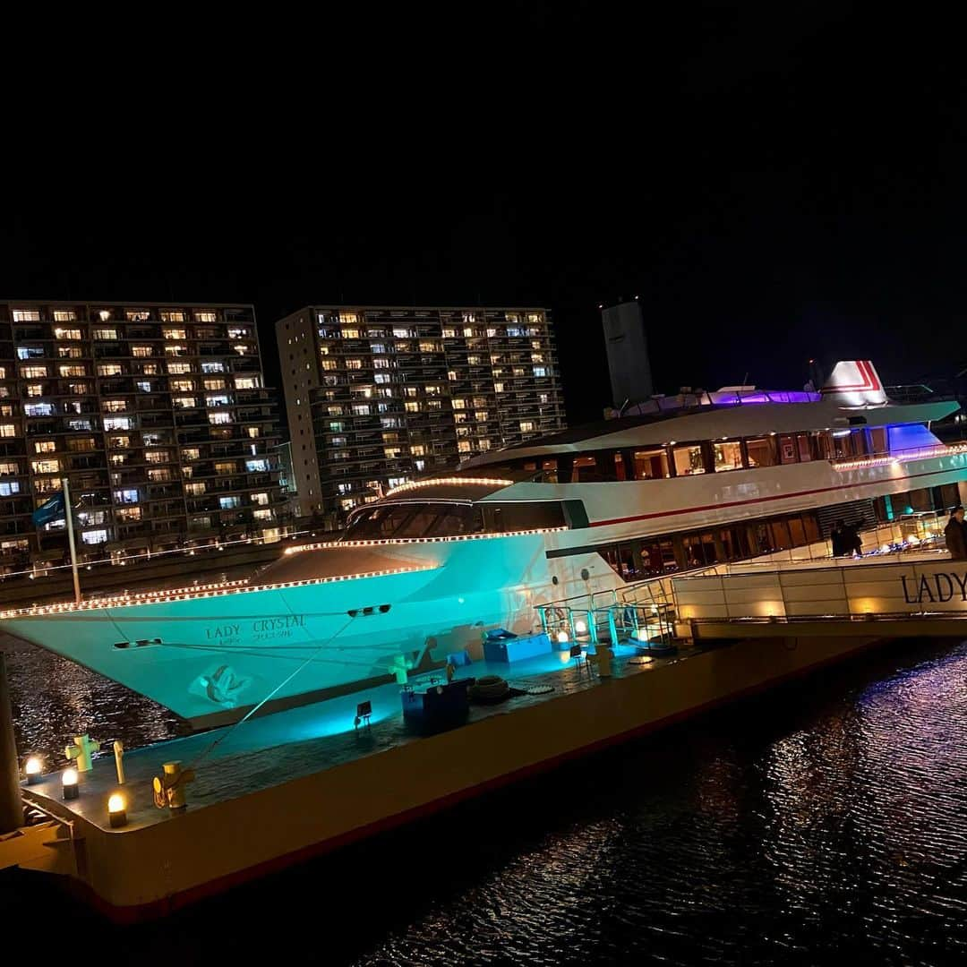 みったんさんのインスタグラム写真 - (みったんInstagram)「㊗️Cruising🛳🥂3/22  #youtube #gamer #cruise #cruising #sea #nightview #dinner #dinnertime #happybirthday #birthday #birthdaypresent #japan #japanese #japanesegirl #tokyo #rainbowbridge」3月30日 10時24分 - mittan222