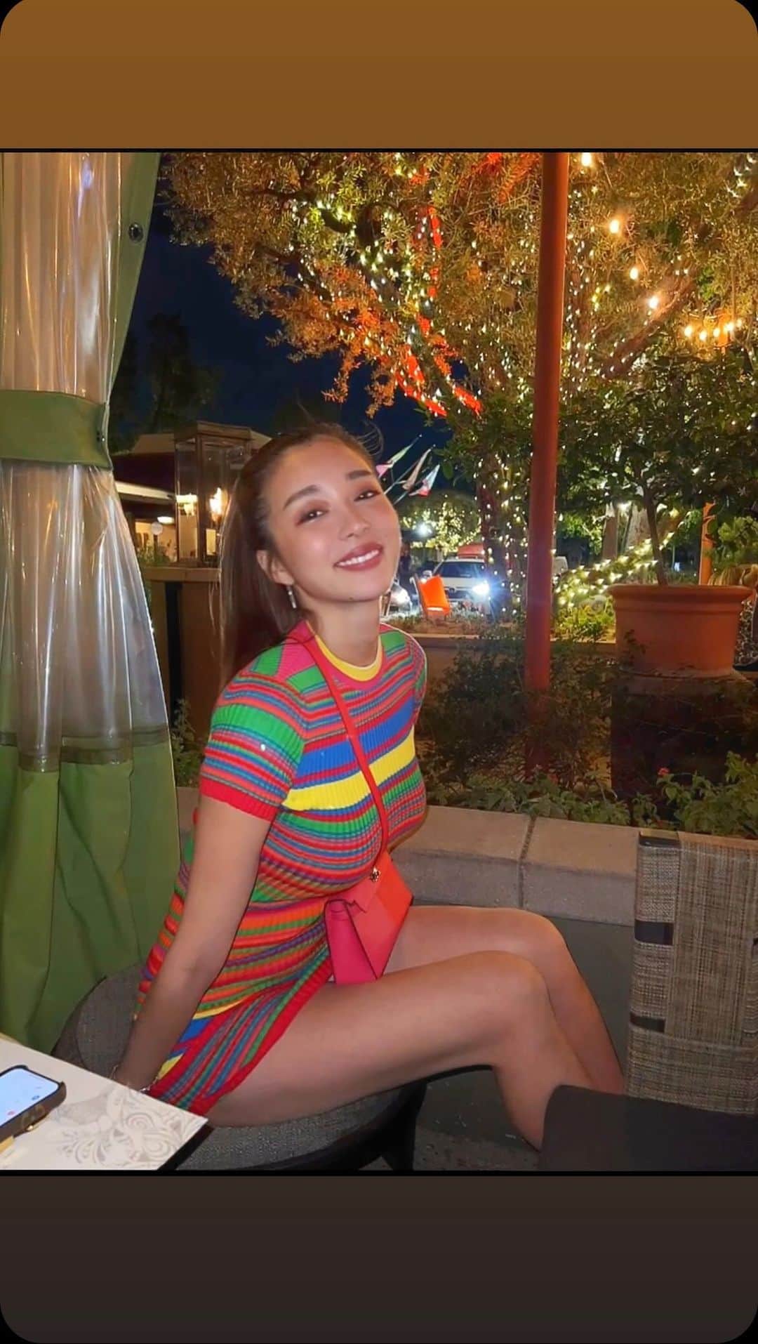 のインスタグラム：「To North Hollywood ❤️ "The Front Yard"🌳 As the name suggests, I enjoyed the dinner on the terrace like a yard! Dress @versace   はじめてNorth Hollywoodへ！ "The Front Yard" 庭のようなテラス席で木に囲まれて食事ができるレストラン🌳✨ 雰囲気最高で店員さんたちも個性豊かで楽しい夜でした❤️  #thefrontyard #thefrontyardla #northhollywood #laeats #californiacuisine #versace #versacedress #california #californiaadventure #losangelesrestaurants #dinner #dinnertime #カリフォルニア #ロサンゼルス #ヴェルサーチ」