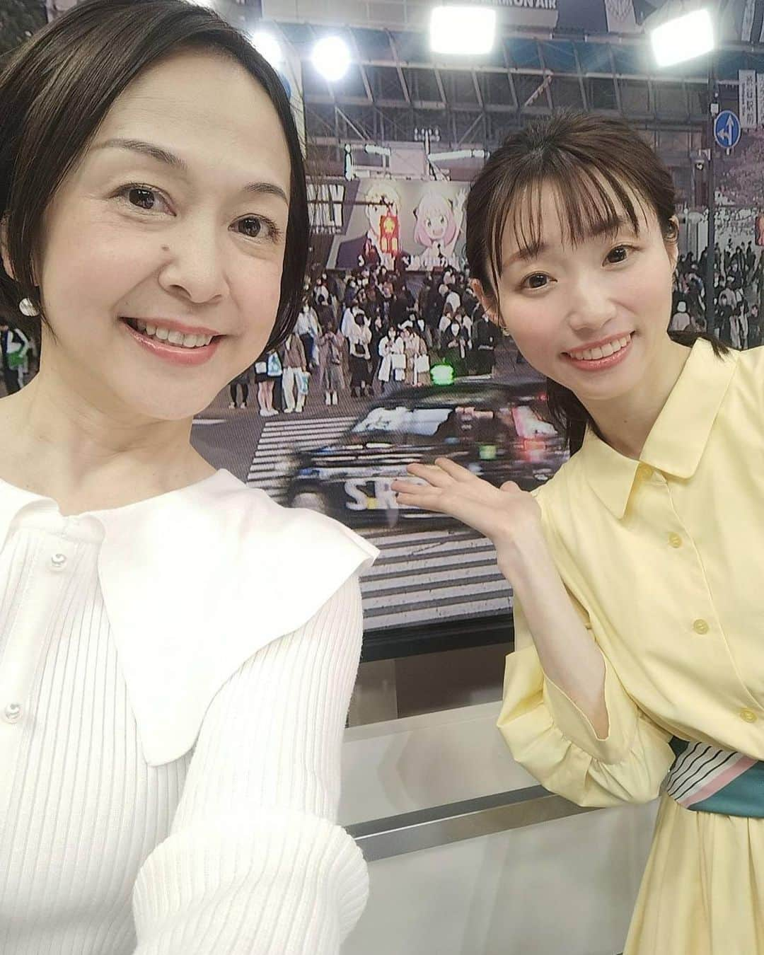 加田晶子さんのインスタグラム写真 - (加田晶子Instagram)「【ご報告🍀】 昨日、無事に、6年間担当させて頂いた日テレニュース24を卒業致しました。 学びの多いとても濃い6年でした🌸  地震や大雨などの災害、事故、火事、海外の出来事、本当に様々なブレイキングニュースをお伝えさせて頂きました。心が傷む出来事も多く、辛くなったことも多々ありました🐢いつも反省ばかりでしたが、とてもやり甲斐のあるお仕事でした。  皆様に支えられ、何とか６年やってこられたと思います😌皆さま、ありがとうございます❤️ 周りの方々に恵まれ、とても居心地が良かったので卒業するのはとても寂しいですが、気持ちを新たにまた頑張ります！  このお仕事はこれからも続けていきますので、温かく見守って頂けますと幸いです🧸🍀  写真は載せきれなかったので、またゆっくりアップしていきます♪しばらくお付き合い下さい🤡  #日テレニュース24 #日テレnews24 #アナウンサー #フリーアナウンサー#女子アナ #ニュースキャスター#ニュース番組 #卒業#フリーランス#出会いと別れ」3月31日 0時55分 - accoo.k