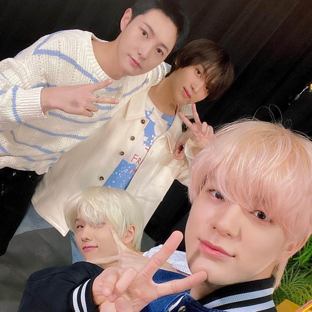 NCTさんのインスタグラム写真 - (NCTInstagram)「🕹📻🕹 🐶🐹🐻🦊  #HAECHAN_Radio #해찬라디오 #NCTDREAM #NCT #GlitchMode #NCTDREAM_GlitchMode #JENO #JISUNG #HAECHAN #RENJUN」3月30日 16時06分 - nct