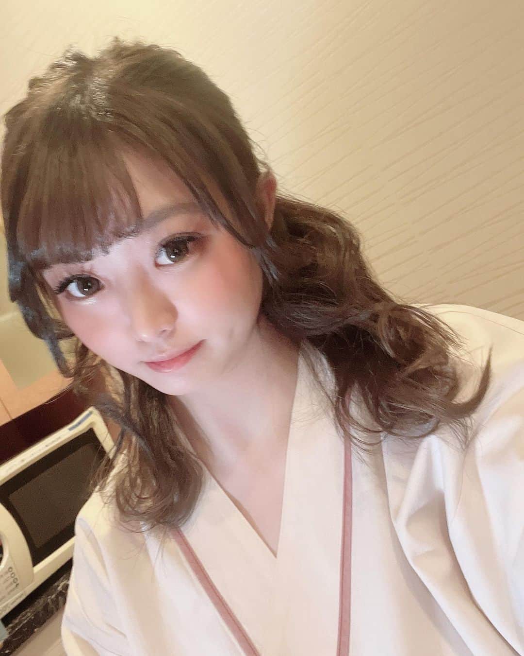黒崎みかのインスタグラム：「昨日は撮影でしたぁ(●´ω`●)仕上がりが楽しみ( 💓∀💓)」