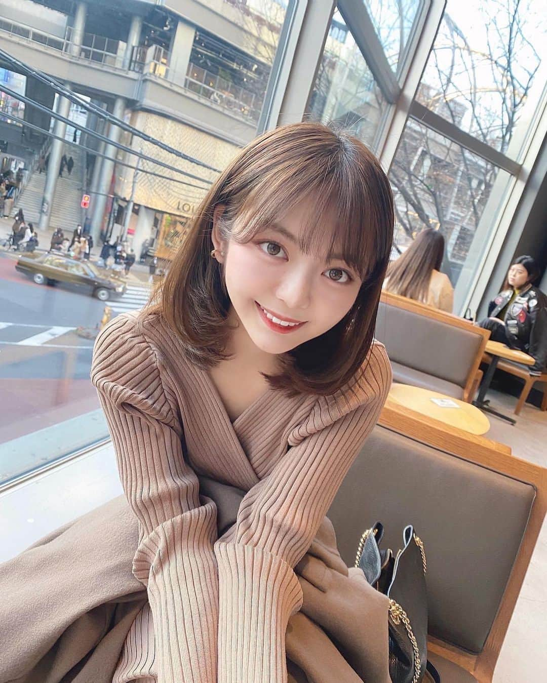 美女美容事情さんのインスタグラム写真 - (美女美容事情Instagram)「《日本一の女子大生🏅💖》 *⁠ 今回ご紹介させて頂きますのは!!👀❤︎⁠⠀ 石川真衣さん< @mai____ishikawa >の素敵なお写真📸⁠⠀⁠⠀⁠⠀⁠ *⁠⠀⁠⠀⁠⠀⁠⠀ 2020年度のフレキャンGP✴︎女子大生🏵🏆📚 納得のビジュアルですね♡ 可愛すぎます😚💕 *⠀⁠⠀⁠⠀⁠⠀⁠⠀ 石川真衣さん< @mai____ishikawa > ⁠⠀⁠⠀⁠⠀⁠⠀ 素敵な投稿ありがとうございました🐣📸✨ *⠀⁠⠀⁠⠀⁠⠀⁠⠀ 石川真衣さんのアカウントには他にも素晴らしい投稿が沢山ありますので是非覗いてみてくださいね💁‍♀️💙⁠⠀⁠⠀⁠⠀⁠⠀ *⠀⁠⠀⁠⠀⁠⠀⁠⠀ △▼△▼△▼△▼△▼△▼△▼△▼△▼ ⁠⠀⁠⠀⁠⠀ ❤🧡💛「美女美容事情」💚💙💜⠀⠀⠀⠀⠀⠀⠀⠀⠀⠀⠀⠀⠀⠀⁠⠀⁠⠀⁠⠀⁠⠀⁠⠀ 👇掲載ご希望の方は👇⠀⠀⠀⠀⠀⠀⠀⠀⠀⠀⠀⠀⠀⠀⠀⁠⠀⁠⠀⁠⠀⁠⠀⁠⠀ @b_b_j.jタグ付けと🖤 #ビジョビ ⁠⠀ 🖤タグ付けお願いします✨⠀⠀⠀⠀⠀⠀⠀⠀⠀⠀⠀⠀⠀⠀⠀⁠⠀⁠⠀⁠⠀⁠⠀⁠⠀ △▼△▼△▼△▼△▼△▼△▼△▼△▼ ⁠⠀⁠ #女子大生 #大学生 #大学生コーデ #石川真衣 #立教大学 #グランプリ #フレキャン #フレキャングランプリ #FRESHCAMPUSCONTEST #2020GP」3月30日 17時33分 - b_b_j.j