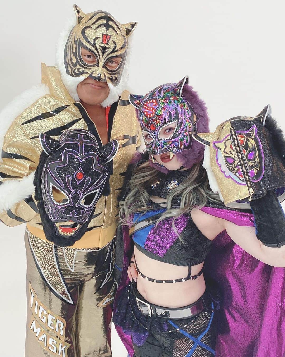 【査定済】スターダム　スターライトキッドマスク　直筆サイン入　オールスパンコール スターダム スターライトキッドマスク サイン入り - メルカリ