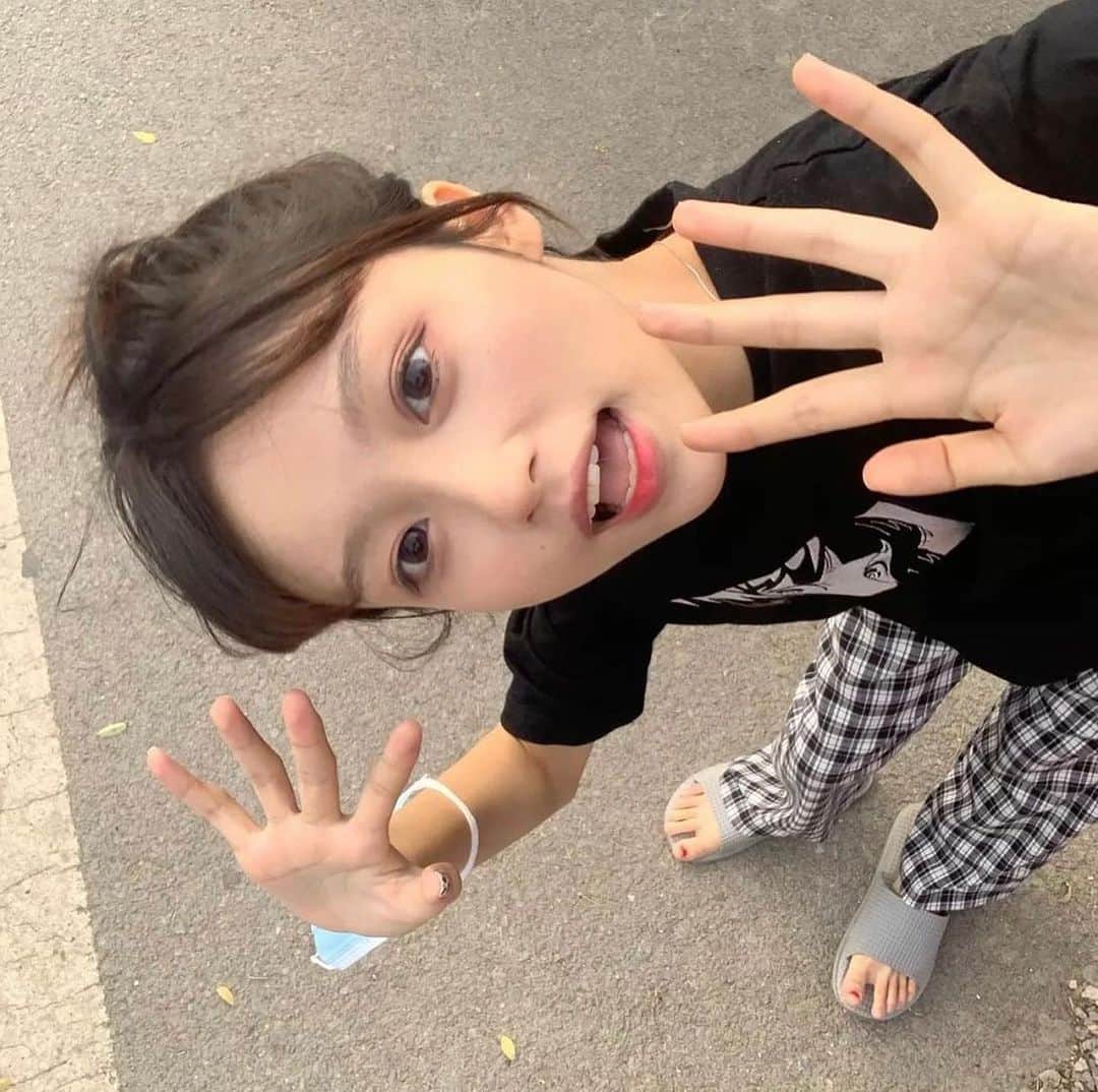 星來のインスタグラム：「国宝級美人 降臨。 #外国人 #国宝級 #美人 #美しい #いいね返し #インスタ映え #instagood #instalike #f4f #l4l #likeforlikes #likeforfollow #いいねした人全員フォローする #お洒落さんと繋がりたい #美男美女と繋がりたい」