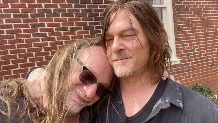グレゴリー・ニコテロのインスタグラム：「@bigbaldhead」