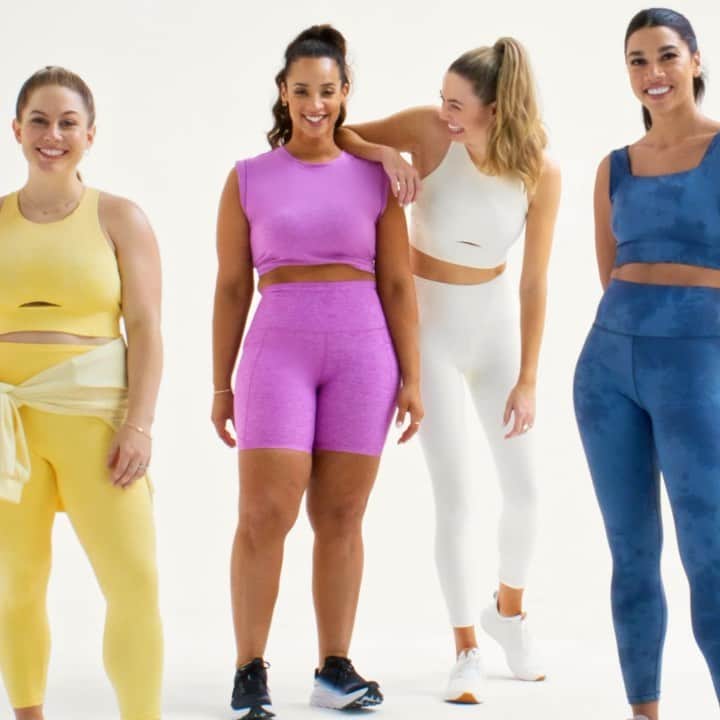 ショーン・ジョンソンのインスタグラム：「I couldn’t be more thrilled to announce my partnership with @caliafitness! CALIA is made for real women like YOU to keep you feeling stylish, comfortable and chic no matter what your day has in store. Working with CALIA is a natural fit because the pieces make me feel confident during my workouts and elevate my lazy days at home with Andrew and the kids. I’m so excited for the new campaign to launch TODAY, and I know you guys are going to love CALIA as much I do! #CALIAPartner #IChooseWhatFits」