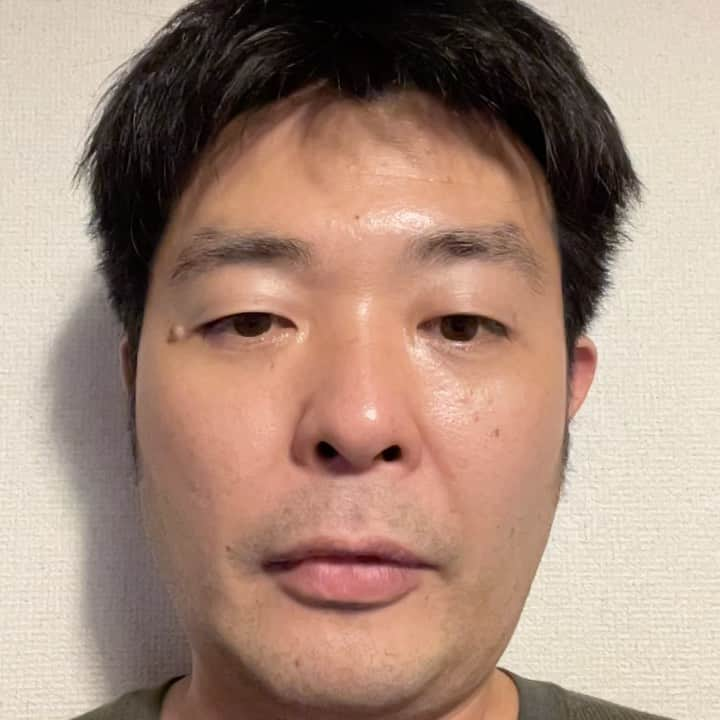 西川晃啓のインスタグラム：「本日23時からBSよしもとでレギュラーの全国あるある探検隊放送されます！寝る前に見ると気持ち良く寝れます。  #レギュラー#あるある探検隊#気絶#気絶の日々#ギャグ#BSよしもと#265チャンネル#23時」