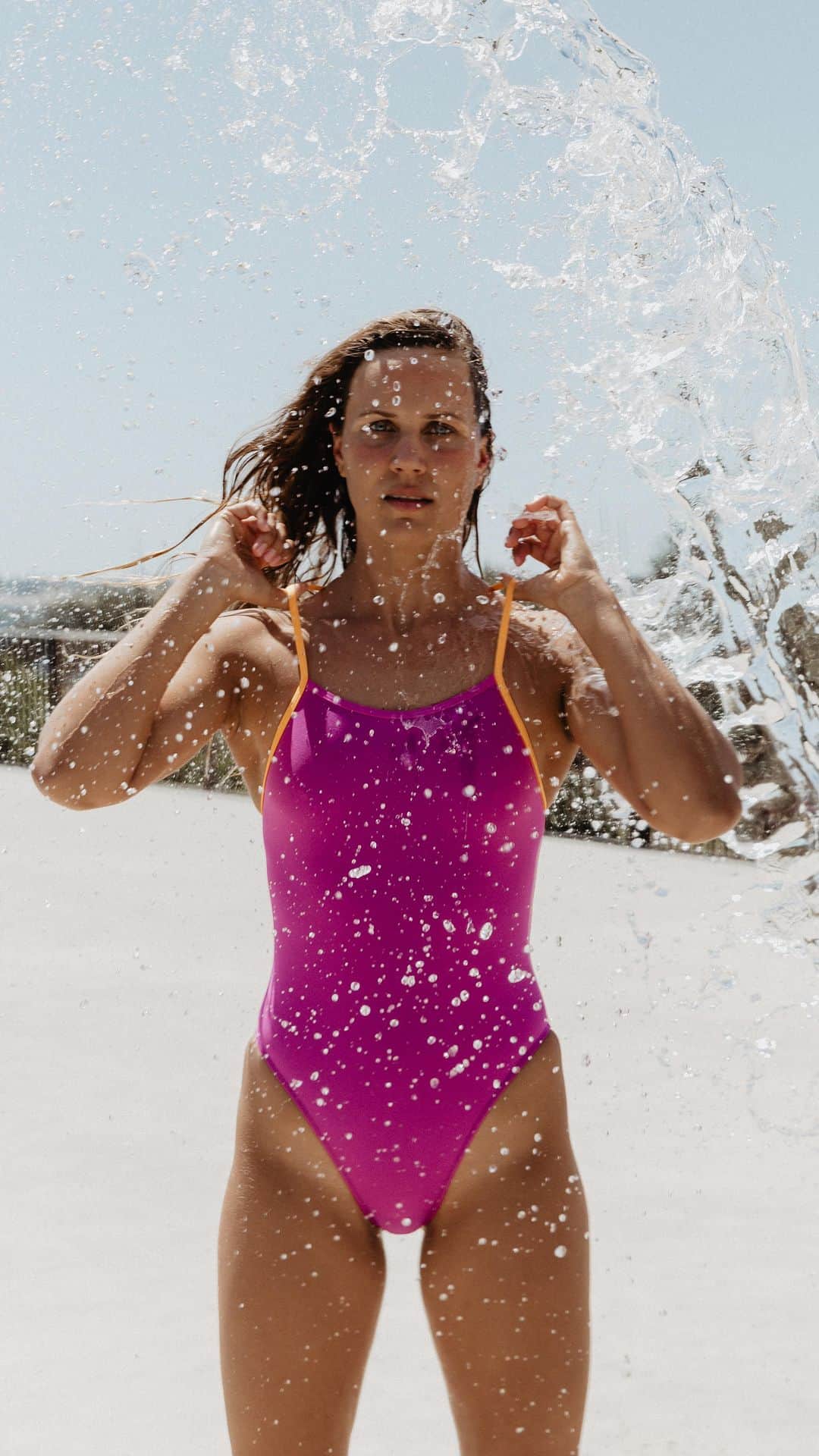 JOLYN Swimwearのインスタグラム：「Get your game faces on! 💪🏽🏃🏼‍♀️  Our JOLYN athletes are here to give you their tips & tricks for getting in the zone on race day, leading into Aussies, Swimming Nationals, & Diving Nationals.  We can’t wait to see you all racing in your JOLYNs & having a blast with your friends on comp day(s)!  🎉GOOD LUCK 🎉 // #jolynaustralia」