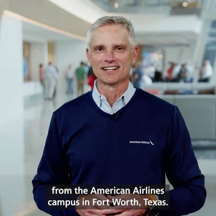 アメリカン航空のインスタグラム：「Happy day 1 to our new CEO, @robert_isom!」
