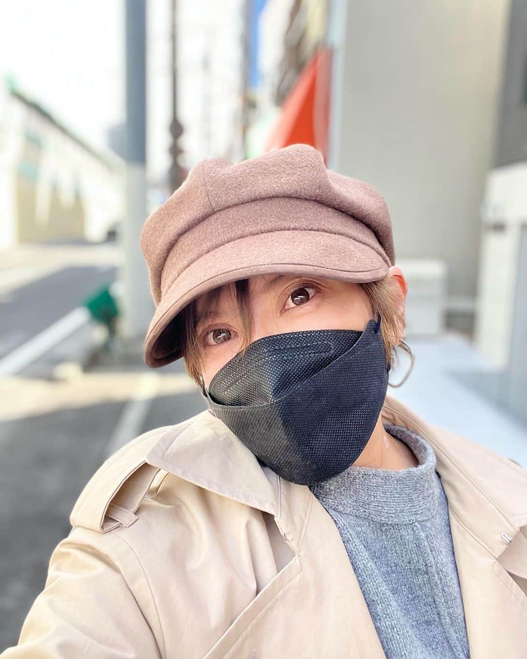 のインスタグラム：「気温は低いけどいいお天気だ。☀️ 今からボイトレ。🗣 #trf #trfyu_ki #ボイストレーニング」