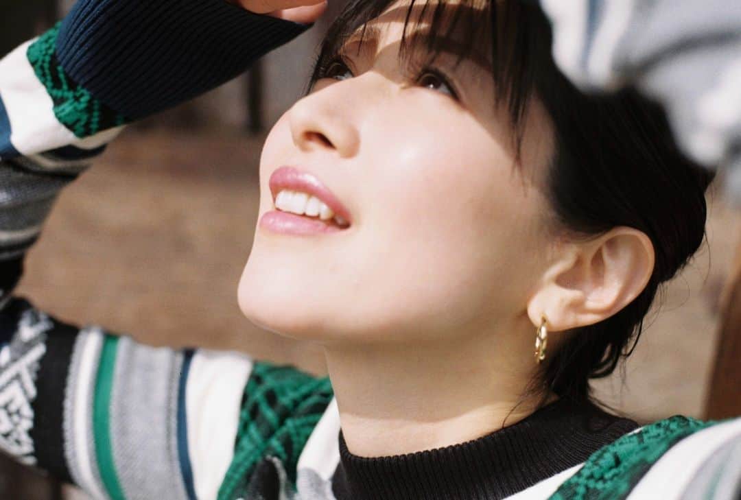 茅原実里のインスタグラム：「ファンのみんな、関係者の皆さまへ  いつもたくさんの応援ありがとうございます。  私、茅原実里は2022年4月1日からフリーとして活動していきます。  デビューから18年が経ち、新しい門出を迎えました。  初心に返り、挑戦の気持ちを忘れず邁進していきます。  これからも応援よろしくお願いします！  茅原実里」