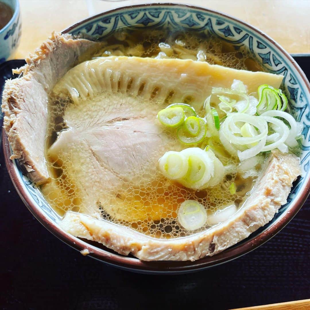 菅原永二さんのインスタグラム写真 - (菅原永二Instagram)「チャーシューメン。美味かった。」4月1日 12時30分 - sugawara_agency