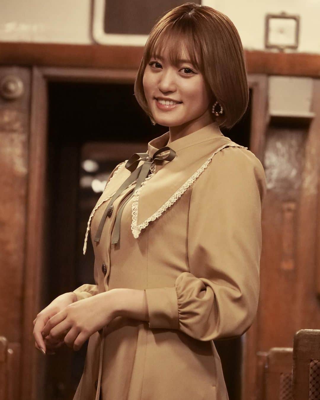 りんご娘さんのインスタグラム写真 - (りんご娘Instagram)「. トレインMusic Video  [Starring] #RINGOMUSUME	 TOKI	 OURIN JONAGOLD	 SAIKA	  [Song]  Words and Music by SHINICHI TOIKAWA	 Arranged by AZUMA HITOMI	   [Exective Producer] SHINICHI TOIKAWA（RINGO MUSIC） [Sound Producer] SHINYA TADA [Director] YUMA HIRAI	 YUICHIRO FUJISHIRO	 [Planning & Production Manager] TSUBASA SHIMODA（ringoame inc.） [Assistant Production Manager] YU ONO	（RINGO MUSIC） DAICHI SAITO	 SHOYA SAKAMOTO	 SHINTARO TOIKAWA	 [Cinematographer] YUICHIRO FUJISHIRO	 YUMA HIRAI [Drone] NAOTO NAKATA	 [Story Board & Lighting & Edit] YUMA HIRAI [Color] YUICHIRO FUJISHIRO [LED Screen] STOCK / TRANS MISSION	 [Hair & Make-up] TAMAKI MORI（As One） [Artist Manager] AYA MIURA（RINGO MUSIC）  [Stylist] KUMIKO SUEYOSHI	 [Costume] F i.n.t F&A an another angelus an anotheangelus Limited Maison de FLEUR Petite Robe canone COTOMONOMARCHE krasota_acc   [Special Thanks] 津軽鉄道株式会社	 アルプスおとめ	 ライスボール	 リーフ	   応援してくださる皆さまへ 愛と感謝を込めて」4月1日 12時48分 - _ringo.musume.com_