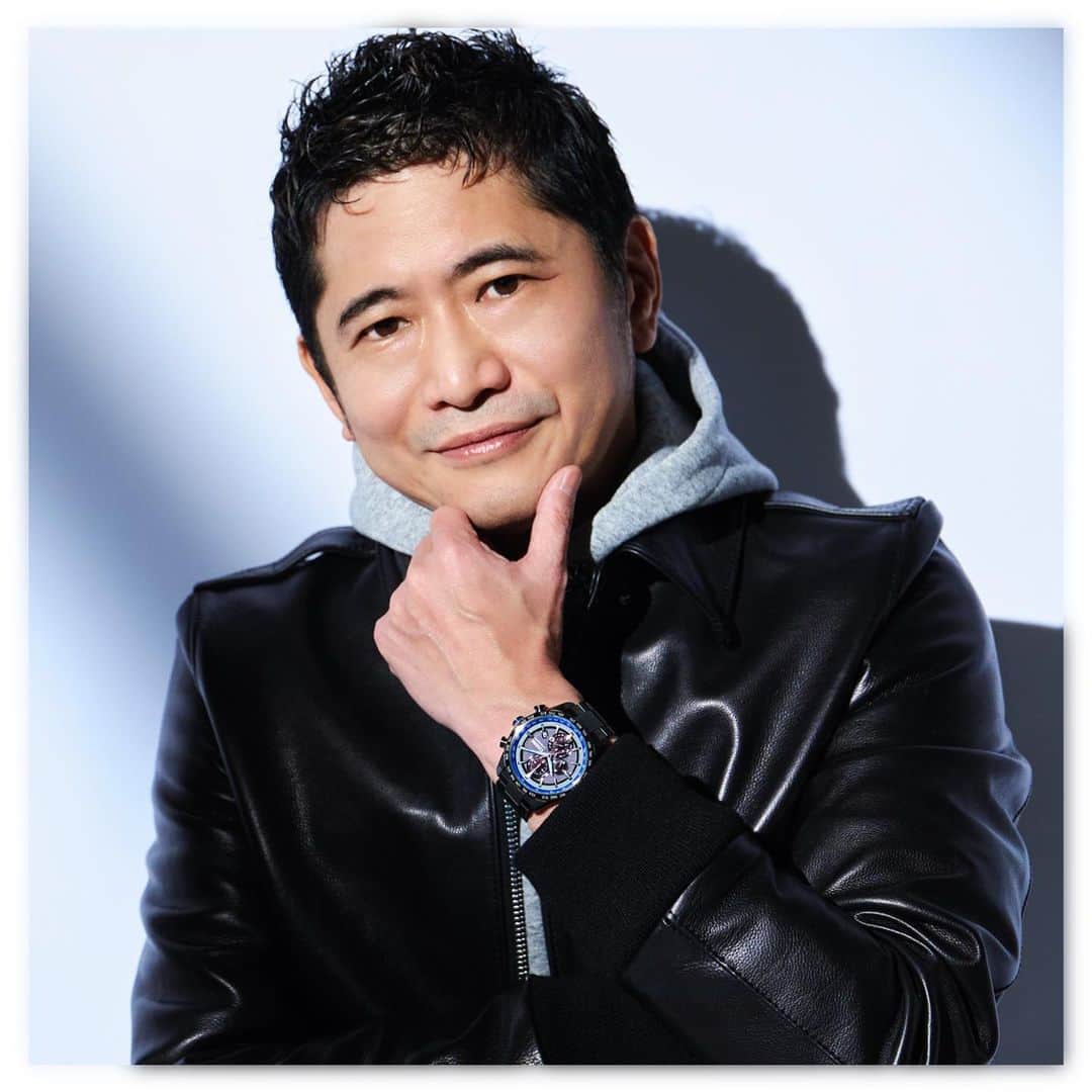 のインスタグラム：「.  _________________________   一流が語る「アテッサ」の魅力 　　 #03/俳優・萩原聖人　 _________________________  俳優・萩原聖人、そしてシチズン アテッサ。　 ともに1987年にデビューし、35年という時間の中で　 絶え間ない進化を続けてきた同士が、今、シンクロする。  　 　  「大人が身に着けてこそ映えるイメージがありますね。　 　敢えて主張させないで、さりげなくさらっと見えたときに、　 　それカッコいいですねっていう」  　 自身の俳優としてのキャリアと同じ時間を積み上げてきた、　 このアテッサ35周年記念モデルを手に取ると、　 萩原聖人さんはストレートにそんな印象を口にした。  　 　  #シチズン　#アテッサ　#35周年  #マイシチズン　 #mens_ex #メンズエグゼクティブ #メンズex #me #mensfashion #mensstyle  #Watch #citizen #萩原聖人 #hagiwaramasato #masatohagiwara #attesa」