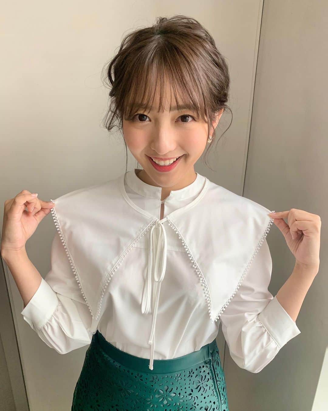 藤本万梨乃さんのインスタグラム写真 - (藤本万梨乃Instagram)「* 今日4月1日(金)24:55〜25:25（関東ローカル） アニメちいかわ 放送直前！ 「ちいかわ」大解剖スペシャル✨  ナレーションを担当させていただきました！ 来週からめざましテレビ内で放送されるアニメ『ちいかわ』の魅力をご紹介します🥰  写真は、襟をアピールしたいまりのさん。  #写真と内容関係ない」4月1日 18時42分 - marino.fujimoto1030