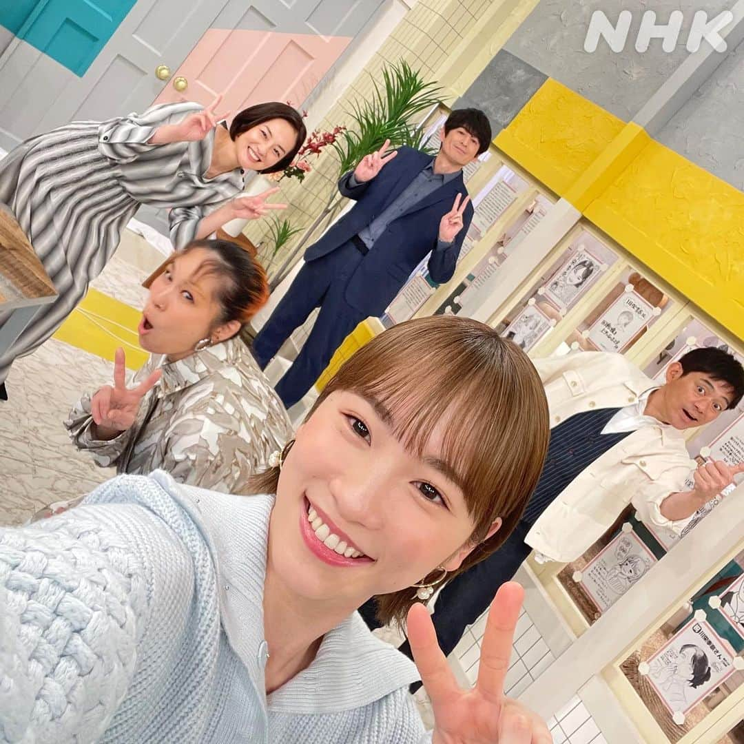 あさイチさんのインスタグラム写真 - (あさイチInstagram)「鈴木です。  今日は「カムカム」づくし！ 川栄李奈さん、そしてAIさんにお越しいただきました。  朝ドラヒロインのオーディションに 何度も挑戦してつかんだひなた役。 川栄さんの演技やヒロインに対する 熱い思いを感じましたが、 モットーのひとつは「普通が一番」。 いい意味でどこか肩の力が抜けているというか…。 本当に魅力的な方でした。  それにしても、川栄さん的には文ちゃん（とデイジー）は許せなかったか～😂  安子・るい・ひなたがつないできた物語が どんな結末を迎えるのか…!! 心して見届けます。  そしてAIさんの生歌✨  直前まで「アルデバランを鹿児島弁で言うと…」なんて にぎやかにお話しされていましたが マイクを持った瞬間表情が変わり、魂の歌声が!! プロフェッショナルぶりにゾクゾクしました。  放送中に 「AIさんの歌声を聴いて朝から涙が止まりません」 とメッセージもたくさん届きました。 ドラマでアルデバランが聴けるのもあと少し。 AIさんの思いのこもった歌声も堪能しましょう🎤  #カムカムエヴリバディ #朝ドラ #川栄李奈 さん #大月ひなた  #AI さん #アルデバラン #生歌  #カムカムエヴリバディチャレンジ @asadora_bk_nhk #博多華丸大吉 ##鈴木奈穂子 アナ  #nhk #あさイチ #8時15分から」4月1日 19時34分 - nhk_asaichi