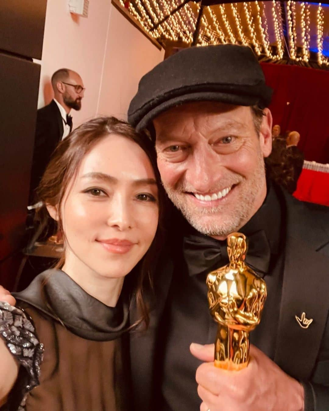 霧島れいかさんのインスタグラム写真 - (霧島れいかInstagram)「with Troy Kotsur🤟❤︎❤︎❤︎ Congratulations‼︎  🏆CODA & Drive My Car🏆 #oscars #academyawards  #troykotsur#coda  #drivemycar#oscars2022 #コーダあいのうた  #ドライブマイカー」4月1日 20時22分 - reika_kirishima