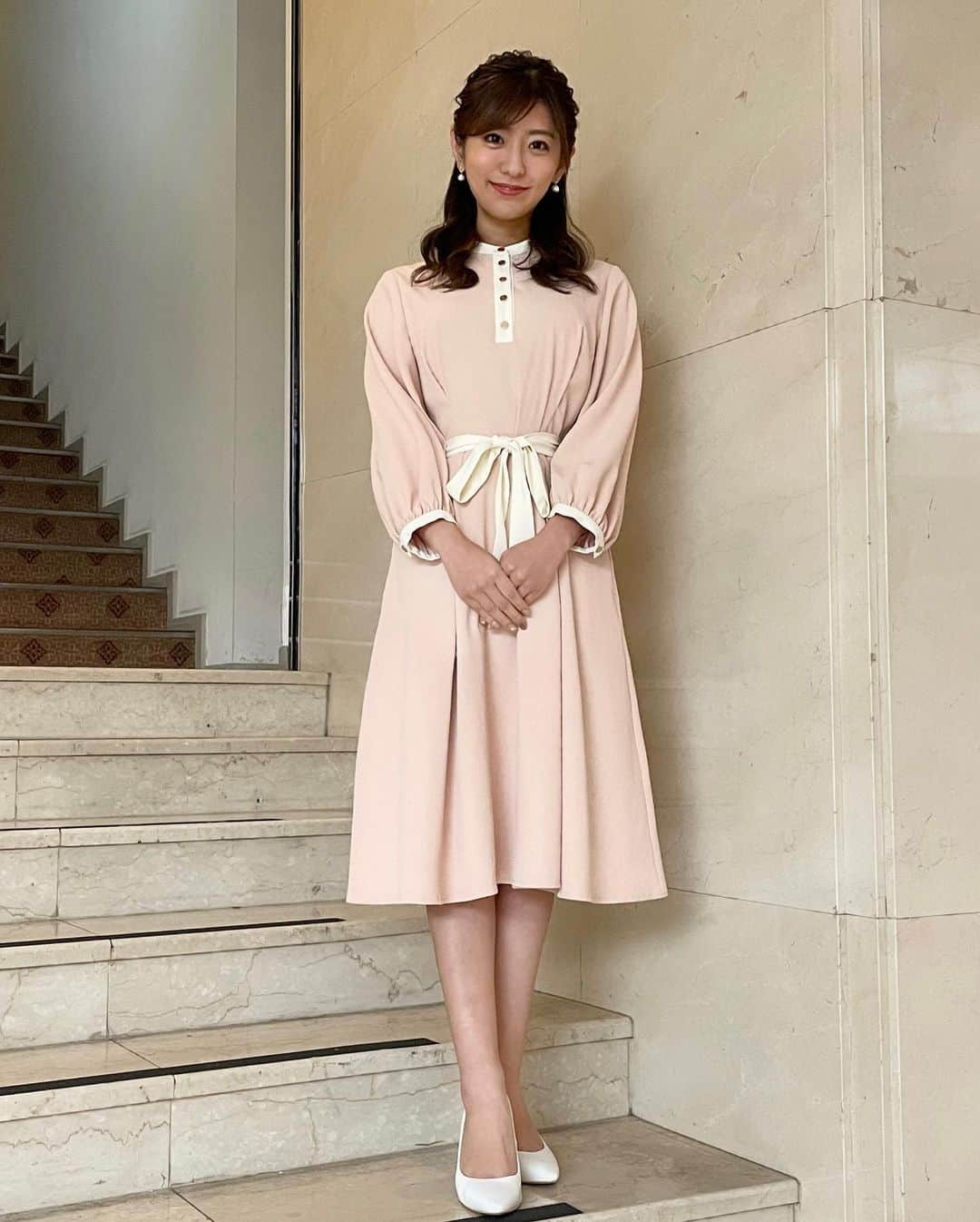 白戸ゆめのさんのインスタグラム写真 - (白戸ゆめのInstagram)「🌸 . 4/1 初回の東京インフォメーション ご覧いただきありがとうございます✨ 衣装は春らしいワンピースでした👗 . これからみなさんに 素敵な朝を届けられるよう頑張ります💪 . #モニフラ #東京インフォメーション」4月1日 20時29分 - yumeno.s_