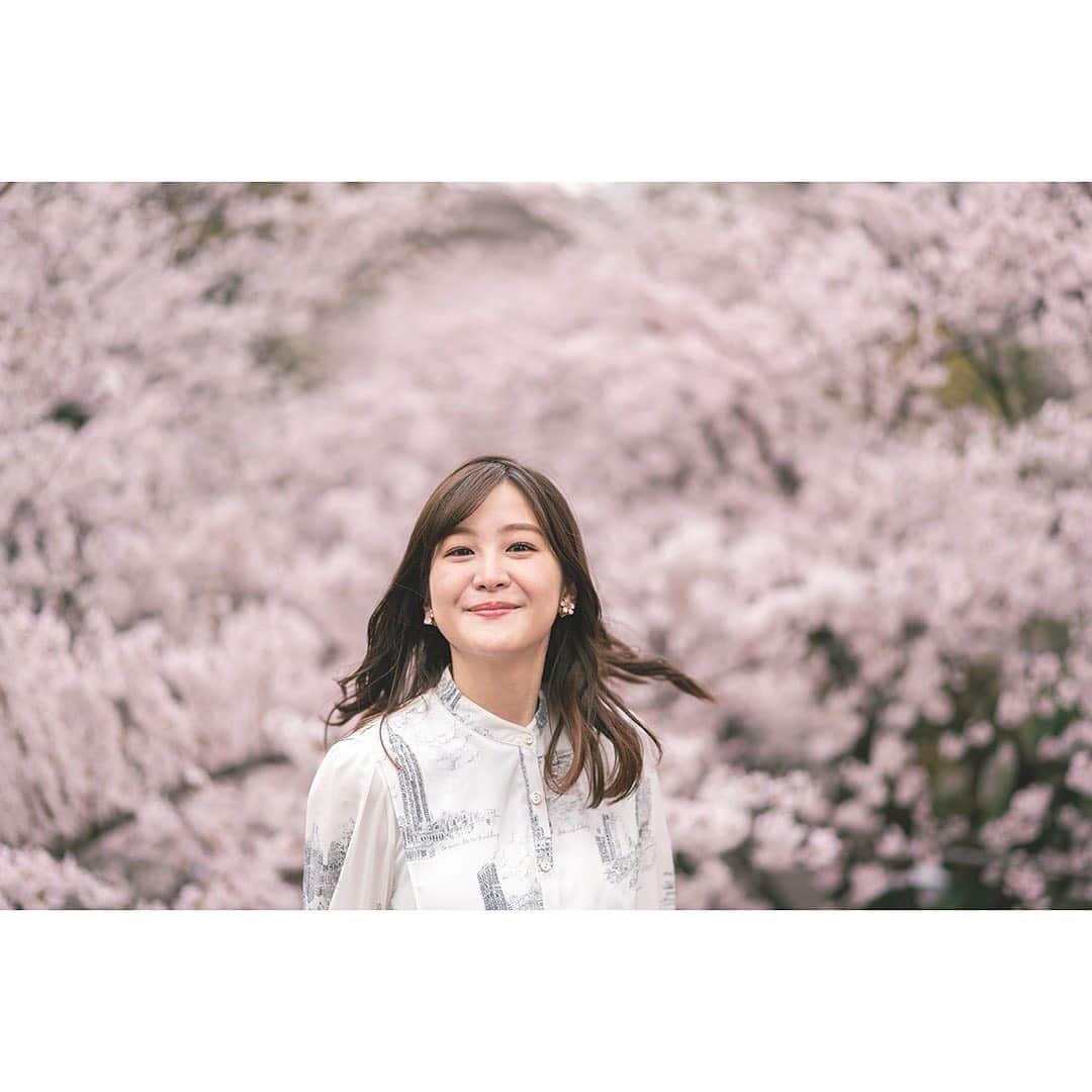 林美桜さんのインスタグラム写真 - (林美桜Instagram)「桜🌸 📷@kaku_photo  桜が一気に散り始めてちょっと寂しい気持ち…🥺 今年も桜にたくさん癒されました🧚‍♀️  #桜#sakura#満開#cherryblossom #벗꽃 #アナウンサー#아나운서#東京#六本木#tokyo#japan #東京カメラ部#カメラ#tokyocameraclub#春コーデ#ootd#fashion」4月1日 21時06分 - miou0hayashi