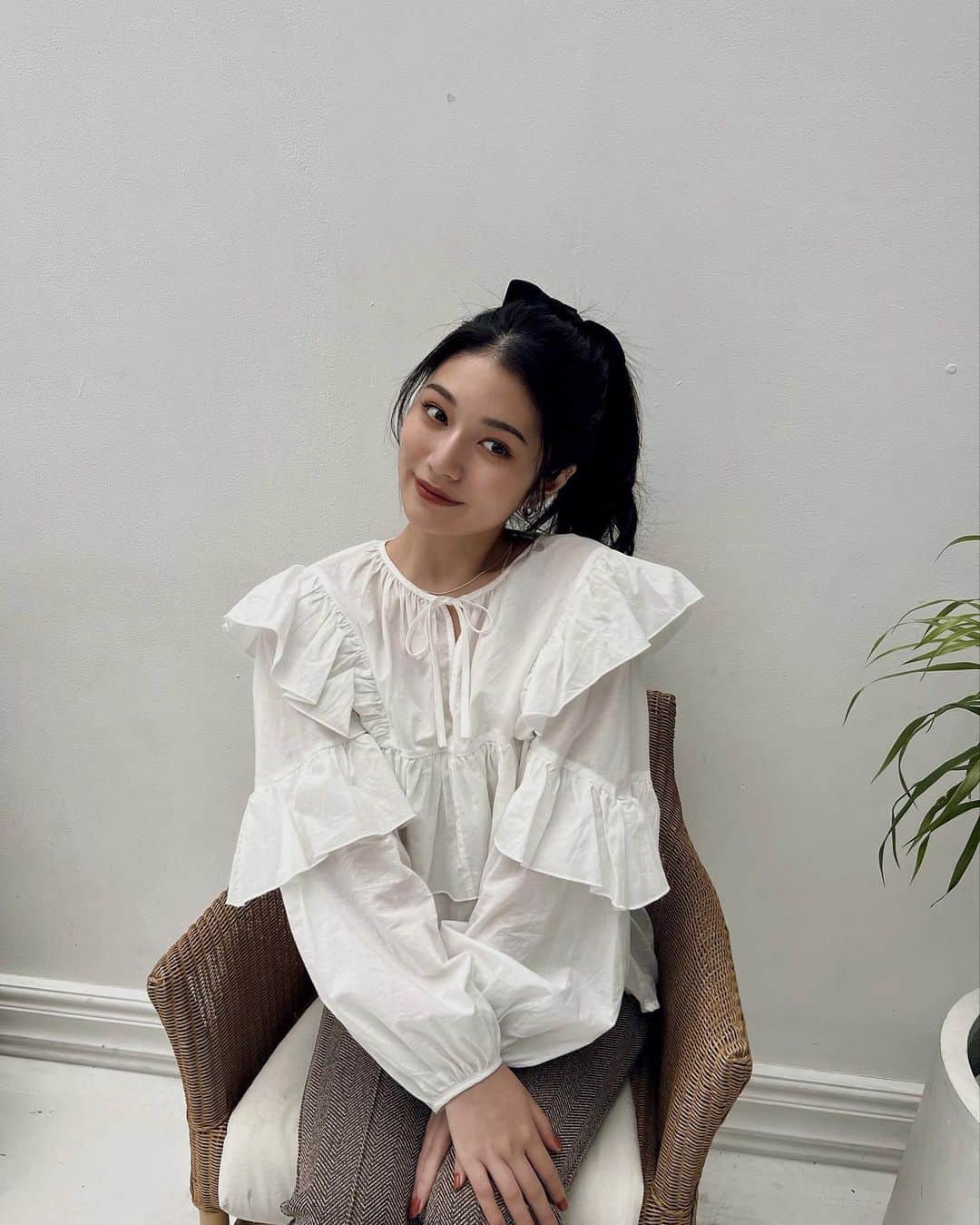 浪花ほのかのインスタグラム：「マスクネイル♡♡ 最近マスクにつけるアクセサリーにすこしハマっています(*´ο`*)」