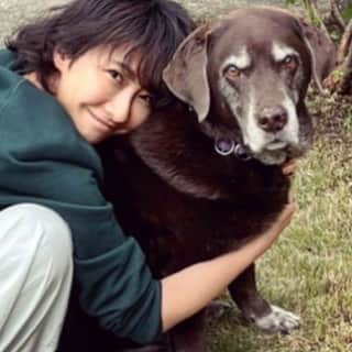 風間ゆみえのインスタグラム：「なんとも言えない抱き心地。 最高☺️✨  #BOMBON」