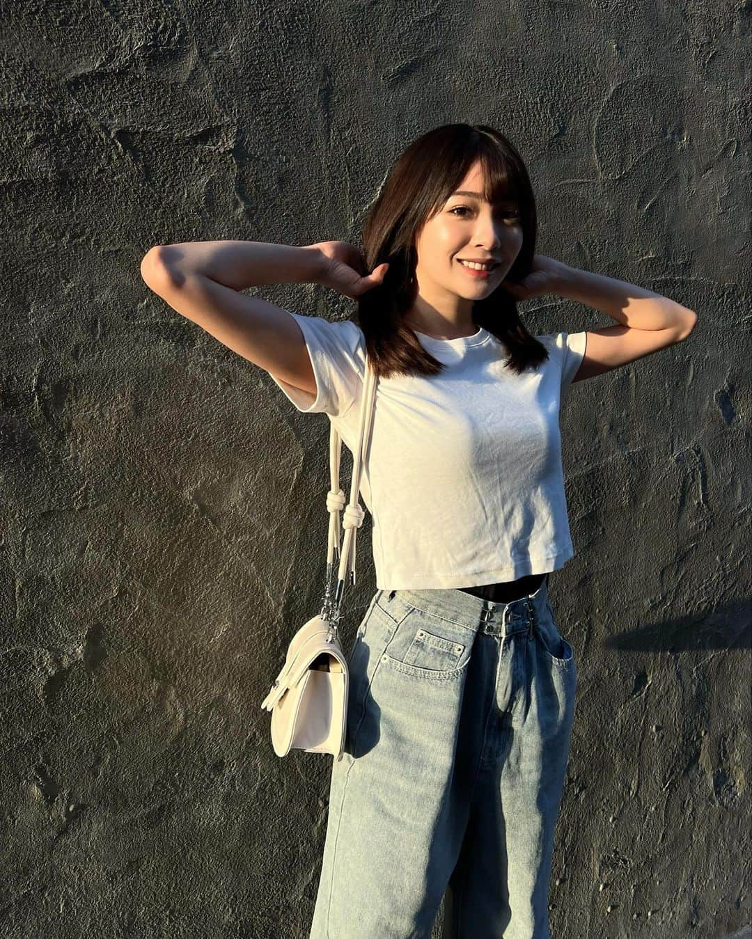 中川紅葉さんのインスタグラム写真 - (中川紅葉Instagram)「5月はトレーニング頑張りたい💪🏼🌞  bottoms / boots #GRL tops #GU bag #SHEIN」4月30日 22時31分 - kureha_nakagawa