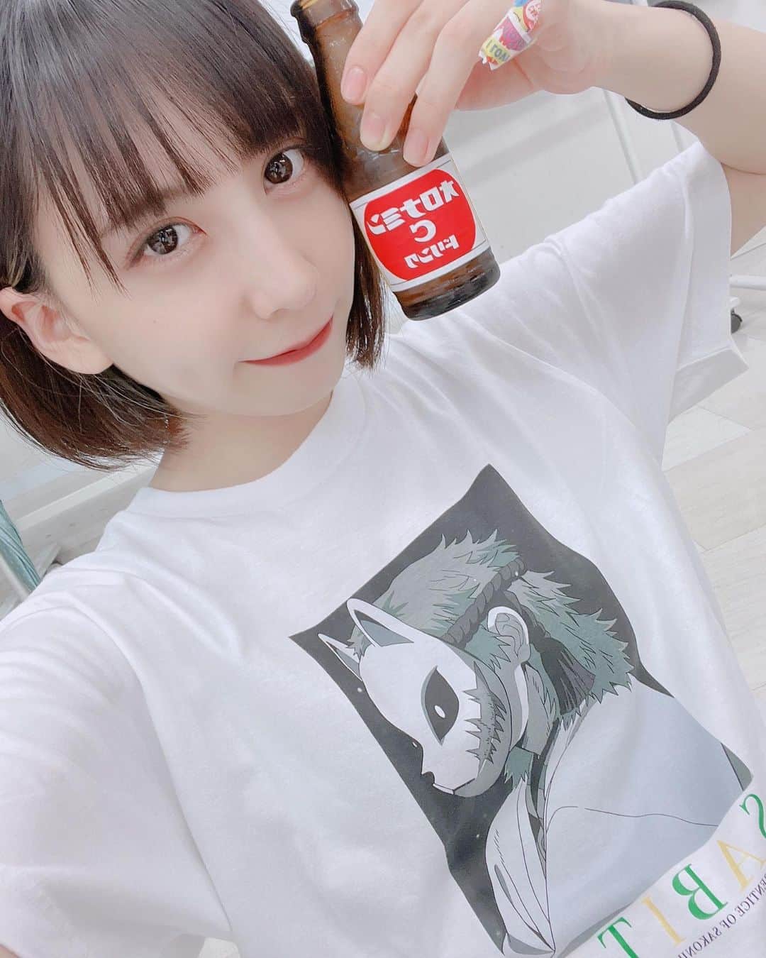 松藤瑛瑠さんのインスタグラム写真 - (松藤瑛瑠Instagram)「『🎴My favorite anime‪🎋‬』 ⁡ *☼*―――――*☼*―――――*☼*―――――*☼* ⁡ ⁡ ⁡ えるが好きなアニメの1つ #鬼滅の刃 の 錆兎TシャツをGETしました🐰💗 ⁡ 推しキャラの1人だから嬉しい😂✨ ⁡ ユニクロはあまり行ったことなかったけど UTシャツが最高すぎてハマりそう👏🏻☺️💖 ⁡ 他にも2枚Tシャツ買ったのでまた今度🥰 ⁡ ⁡ ⁡ *☼*―――――*☼*―――――*☼*―――――*☼* ⁡ ⁡ ⁡ #fashion #fashionista  #fashionblogger #code  #outfit #outfitoftheday  #ootd #anime #favorite  #cute #cool #instagood  #instagram  #likeforlikes  #follow #love #diet #uniqlo #instafashion #selfie  ⁡ #ファッション #コーデ  #ユニクロ #いいね返し  #フォロー #ダイエット  ⁡ #좋아요 #팔로우 #셀카」4月30日 23時12分 - erumiruku