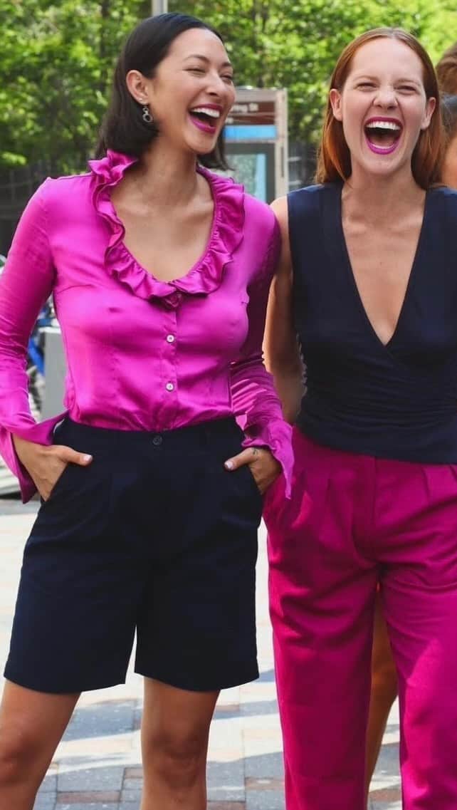ジョーディン・テイラーのインスタグラム：「To the one who has shaped me most. I love doing life with you 👩🏻‍🦰 Happy Birthday @addressedbyred   Now everyone donate $5 to the fundraiser so she can stop paying for event materials out of pocket!  Also, shoutout @blkbok for this perfect piano rendition 🎹」