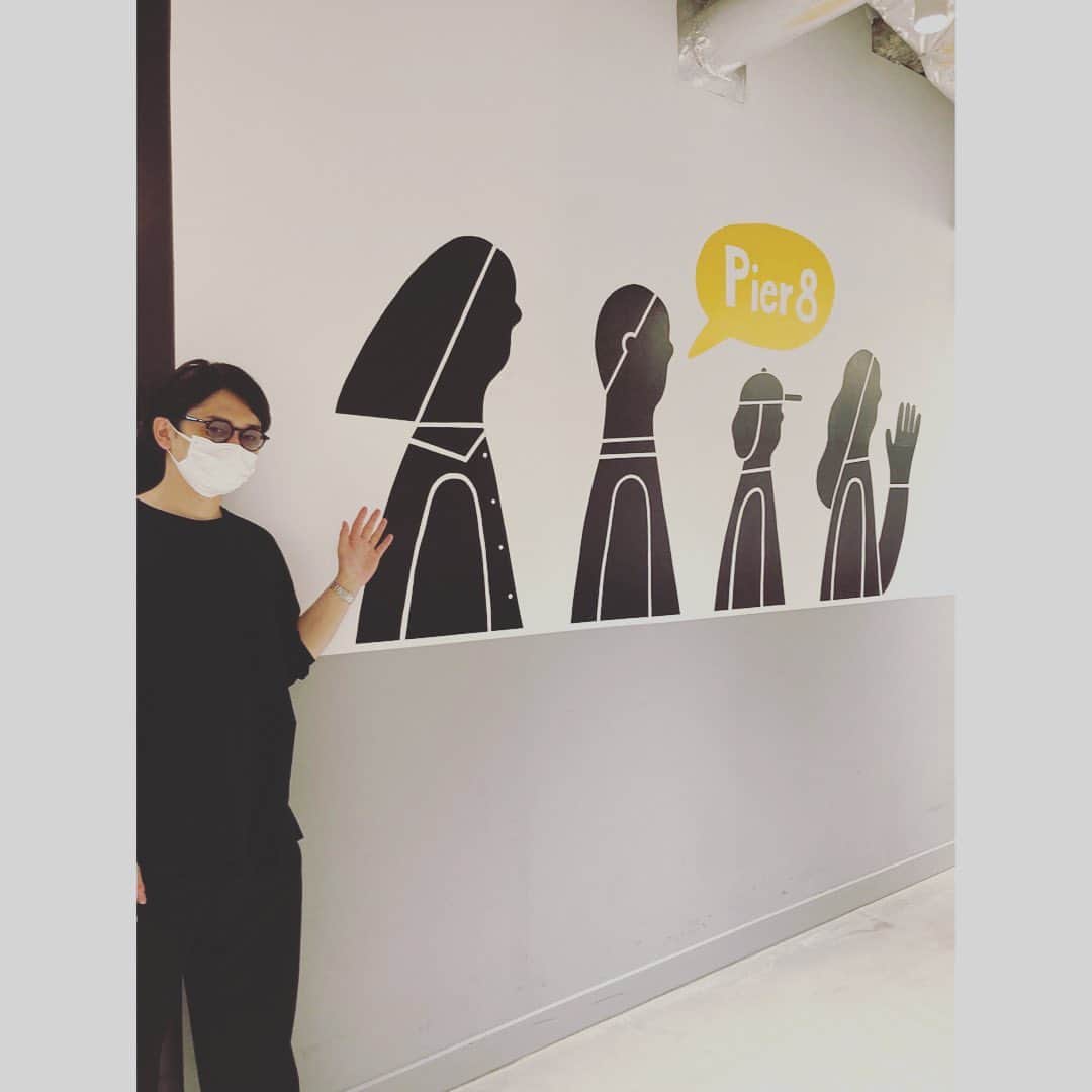 砂川一黄さんのインスタグラム写真 - (砂川一黄Instagram)「#横浜ハンマーヘッド #stomachache #狂ったセブン」4月27日 0時03分 - sunagawa_cnr