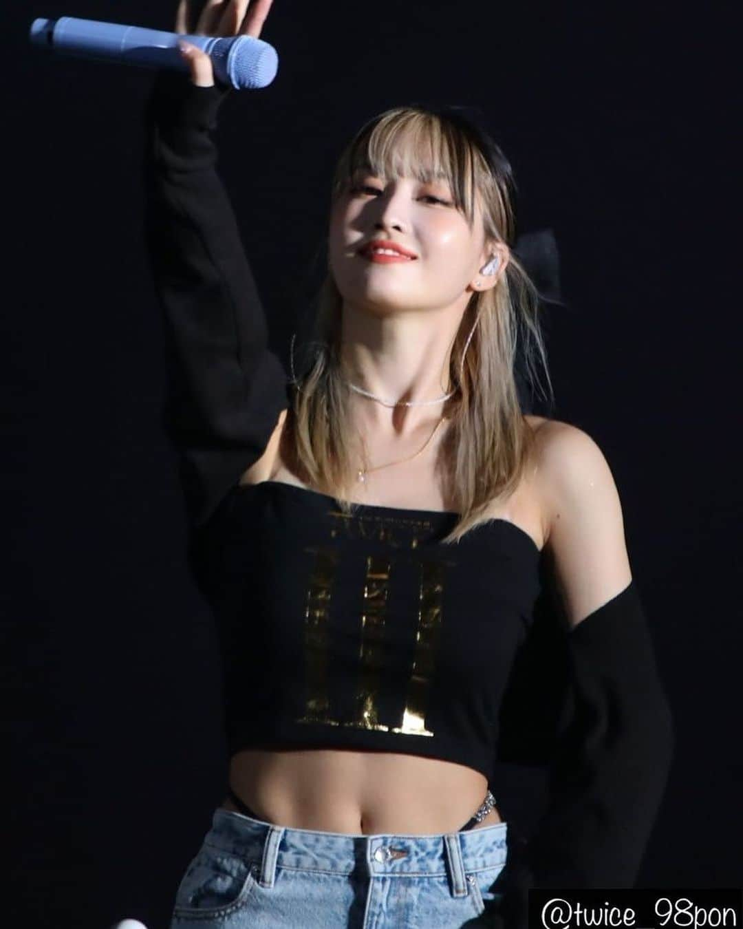 モモのインスタグラム：「♡ [Update] 220423 - Tokyo Dome Concert   -  #MOMO #트와이스 #모모 #平井もも #もも #TWICE © twice_98pon, EIJI」