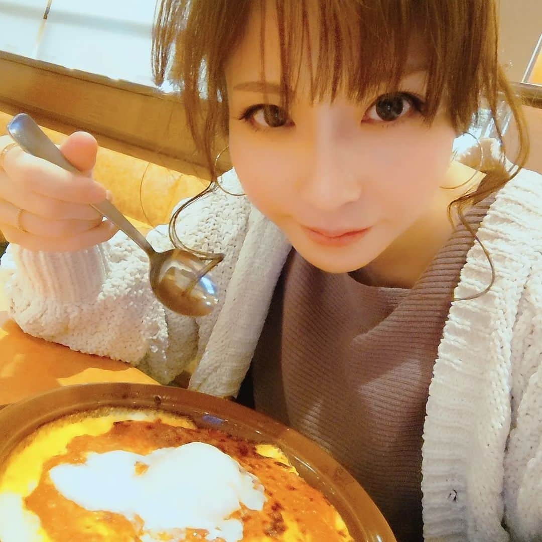 浅乃ハルミのインスタグラム：「スタバやオシャレカフェよりファミレスが好きで入りやすい方 私と気が合います(^^)仲良くしよう♪ (スタバやドトールに一人で入れない浅乃です…  I would like to take you on a date if you don't mind.  【セクシーなTwitter限定動画や画像は７月からTwitterで🤫🔞Profileから!! Posting my sexy free limited videos and images on twitter.】  #チャットレディの日常  #チャットレディしています #チャットレディ浅乃ハルミ #saizeriya #サイゼリヤ #サイゼリヤランチ #ミラノ風ドリア #ファミレス好きな人と繋がりたい #間違いさがし (子どもレベルではない)」