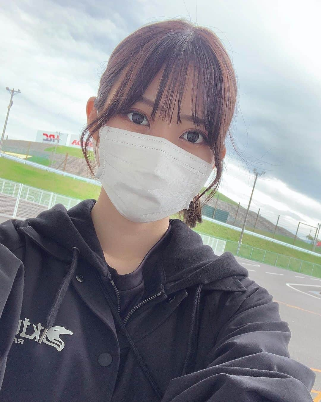 田中めいのインスタグラム：「🌥」