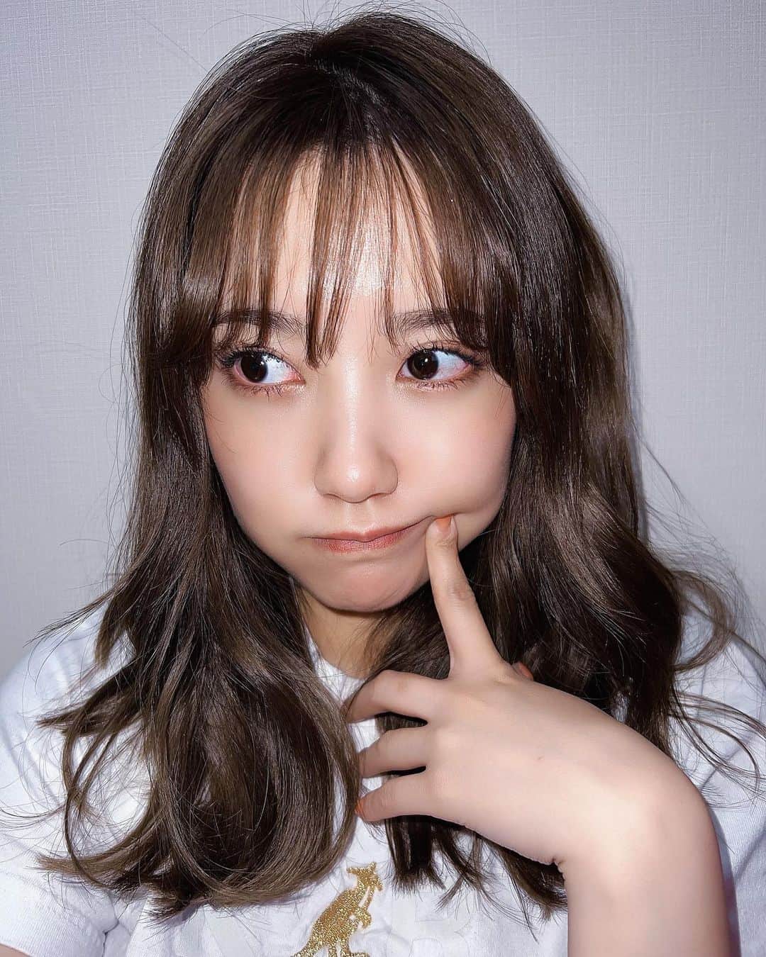 加藤玲奈のインスタグラム：「前髪伸びてきた🙆🏼‍♀️」