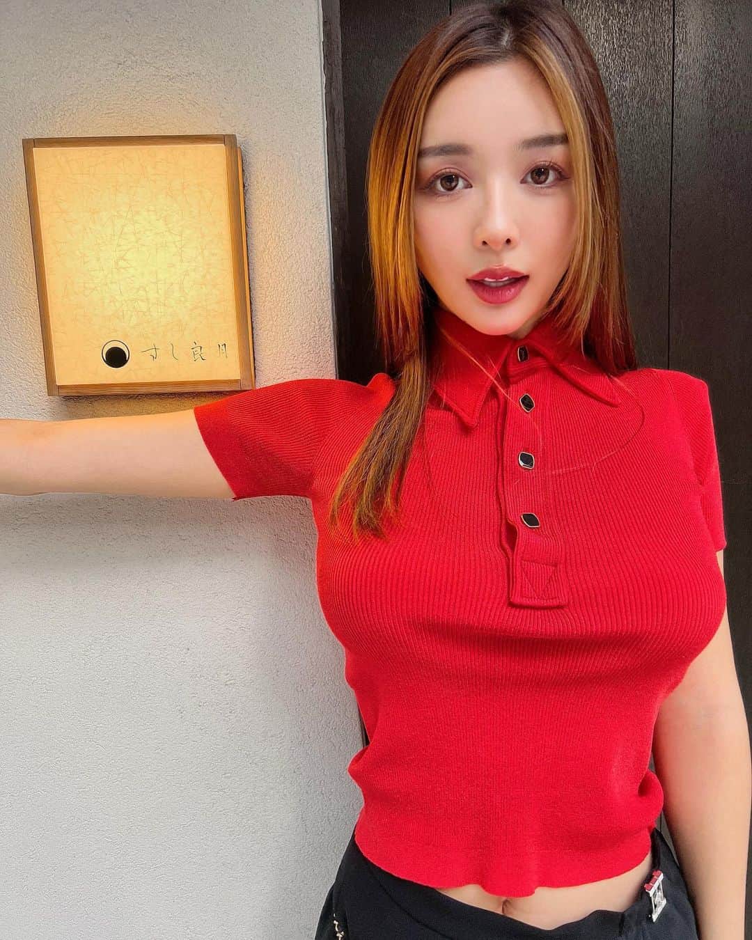 濱野りれのグルメインスタ